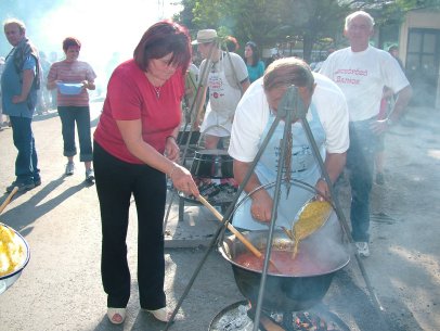 Galuskás_lecsó.jpg